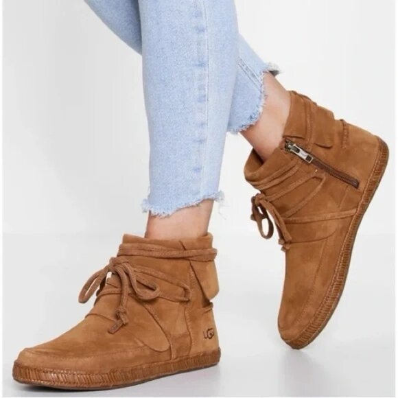 Women’s UGG Reid Moc Suede Leather Lace Up Ankle Bootie - Size 7.5 - Picture 1 of 10